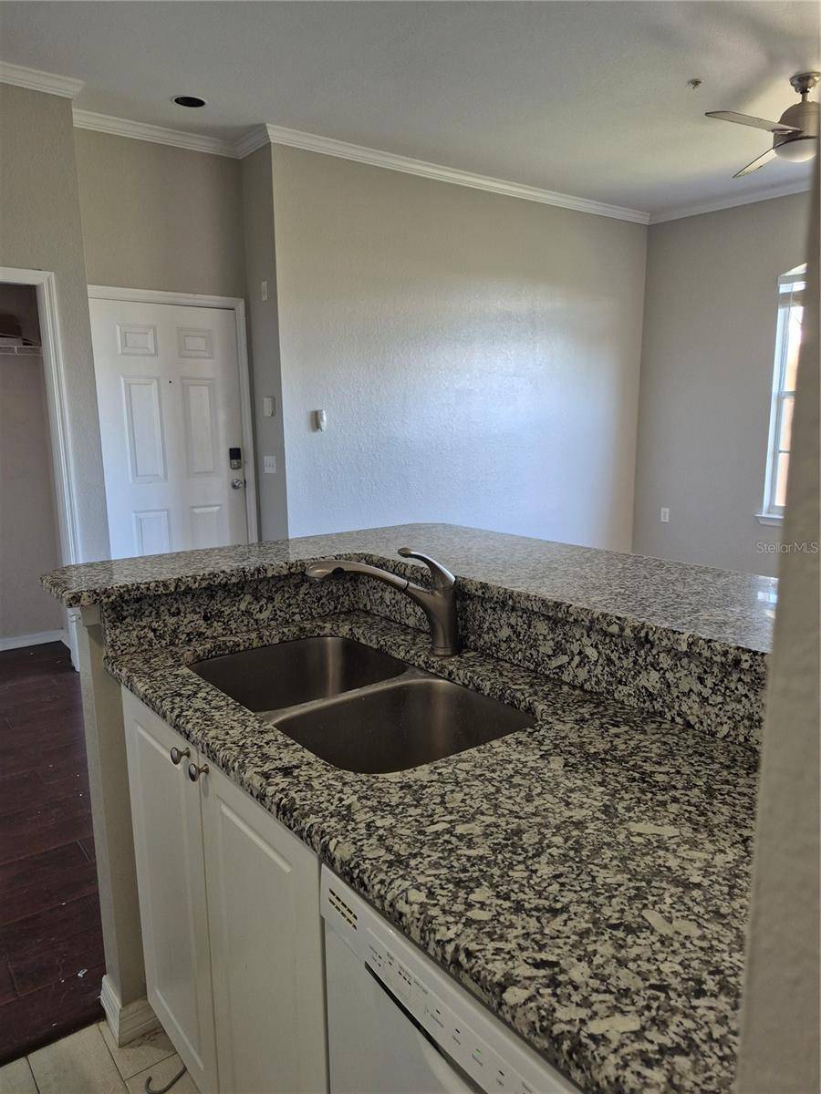 5146 NORTHRIDGE RD #309, Sarasota, FL 34238