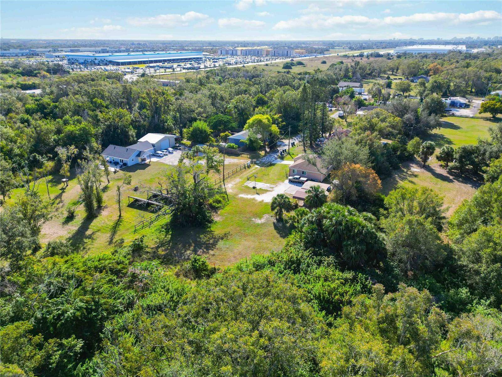 7560 19TH ST E, Sarasota, FL 34243