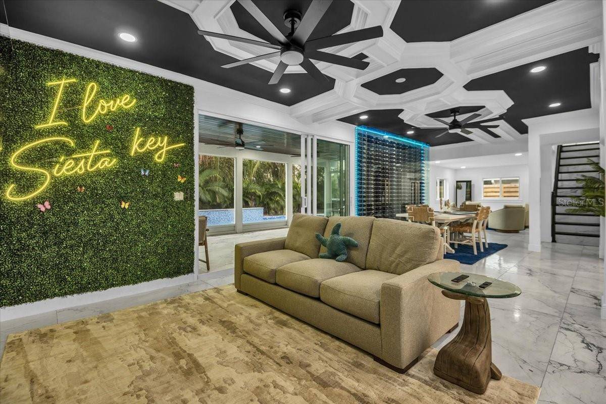 5624 CAPE LEYTE DR, Sarasota, FL 34242