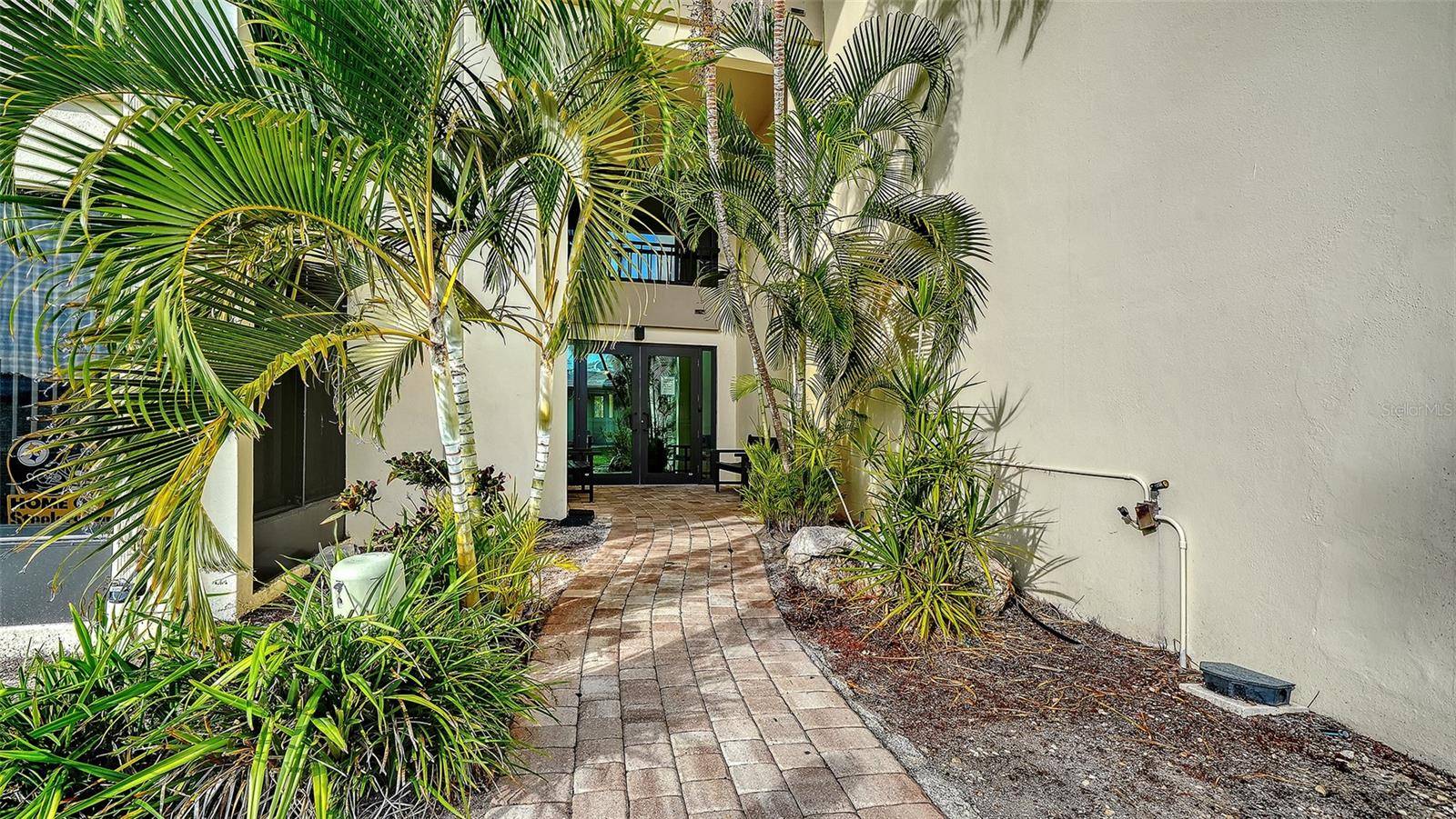 199 WHISPERING SANDS DR #204, Sarasota, FL 34242