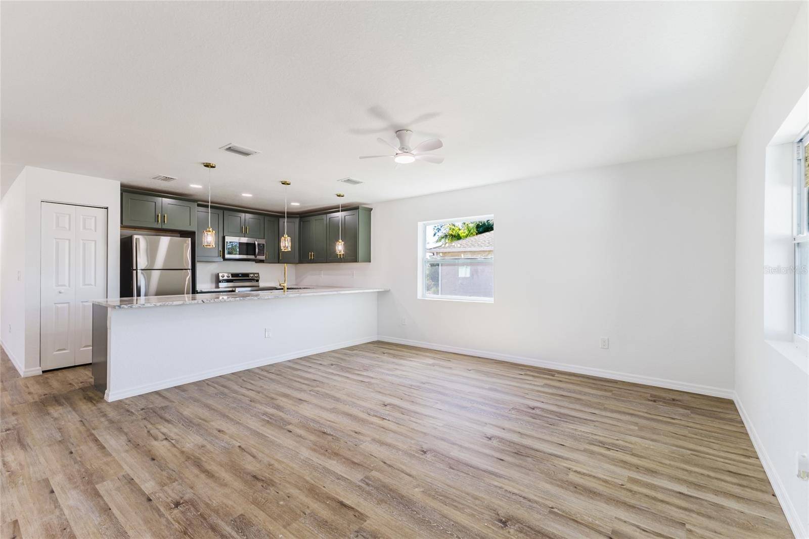 6254 SPINNAKER BLVD, Englewood, FL 34224