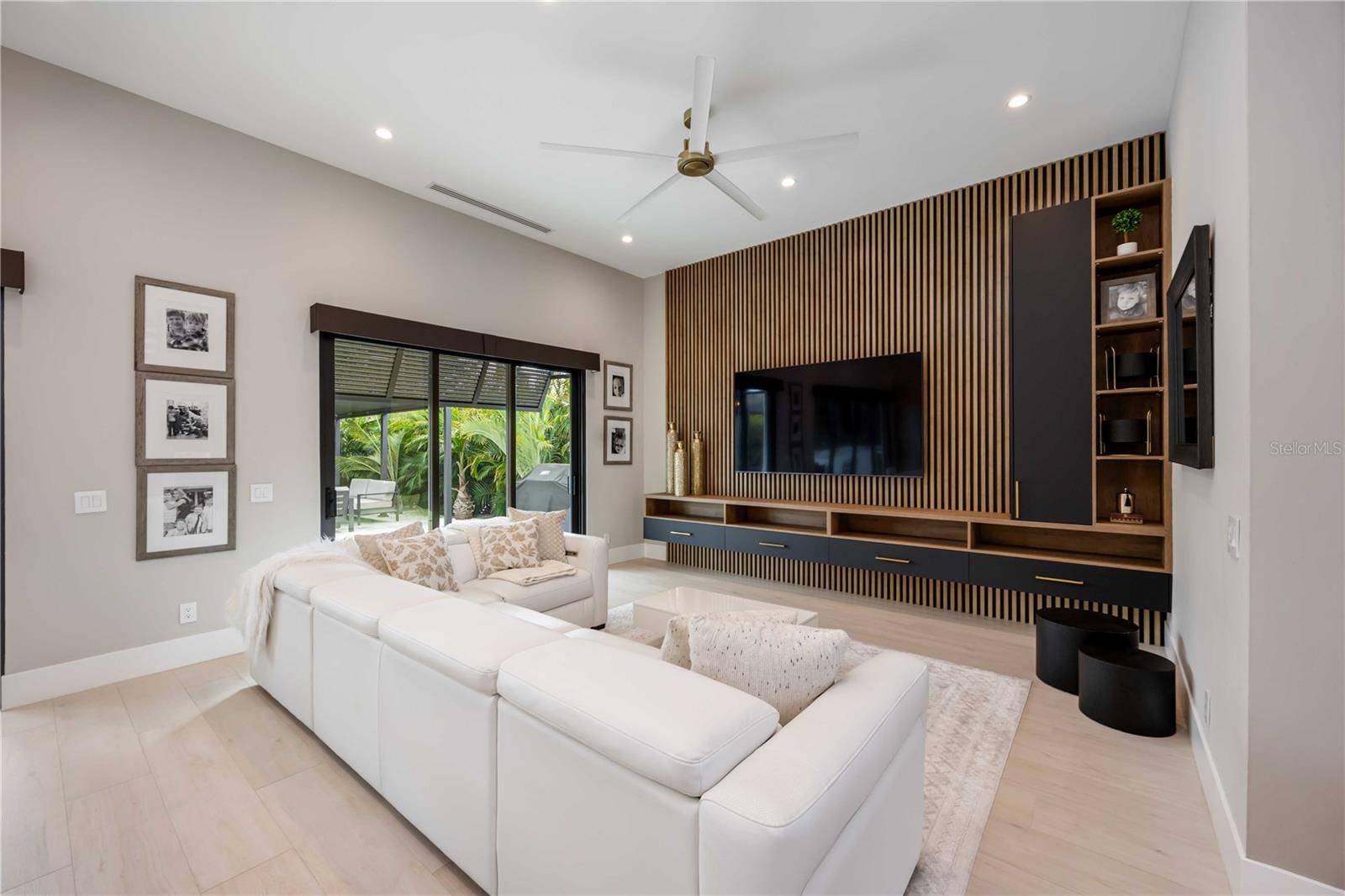 2314 PROSPECT ST, Sarasota, FL 34239