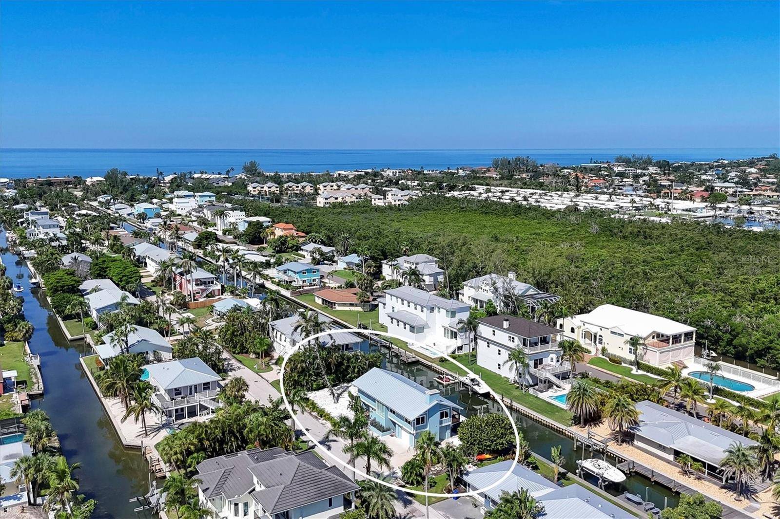 825 TARAWITT DR, Longboat Key, FL 34228