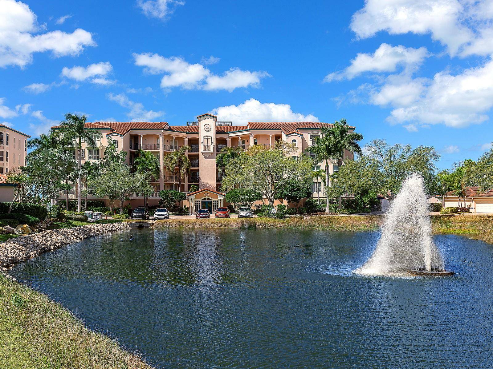 5420 EAGLES POINT CIR #106, Sarasota, FL 34231