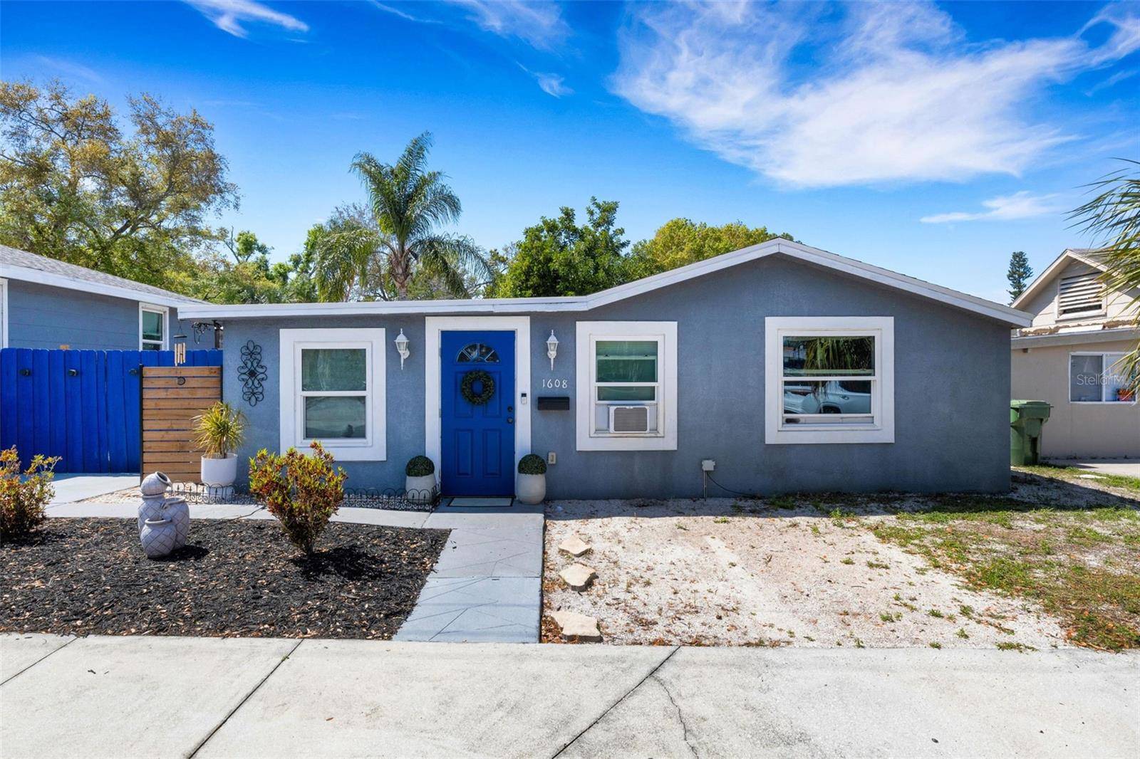 1608, 1610, 1612 11TH ST W, Bradenton, FL 34205