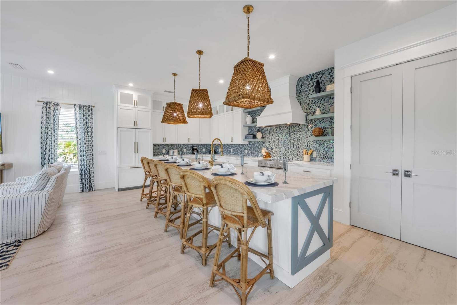 518 SPRING AVE, Anna Maria, FL 34216