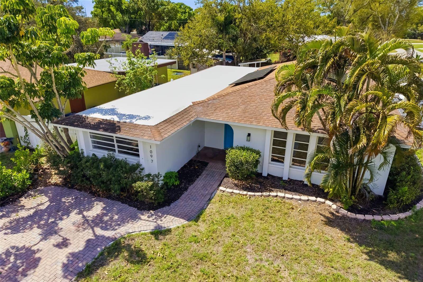 1097 WILLIS AVE, Sarasota, FL 34232
