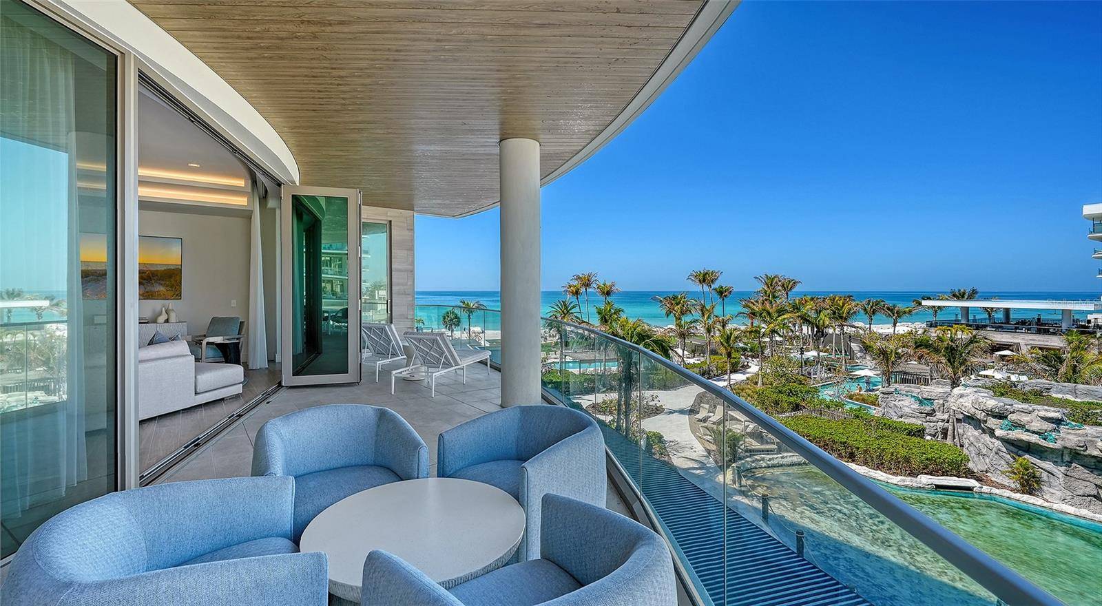 1561 GULF OF MEXICO DR #304, Longboat Key, FL 34228