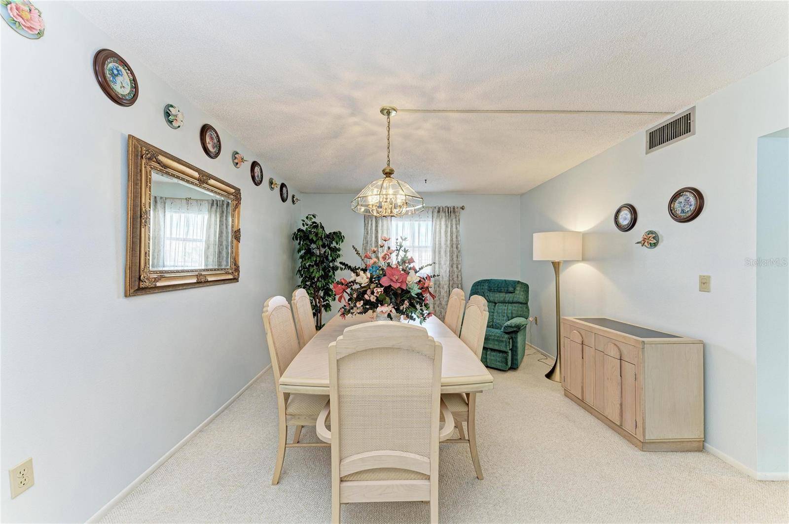 3983 MACEACHEN BLVD #424, Sarasota, FL 34233