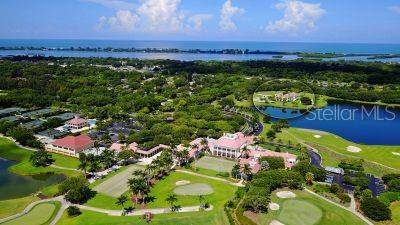 51 MACEWEN DR #12, Osprey, FL 34229