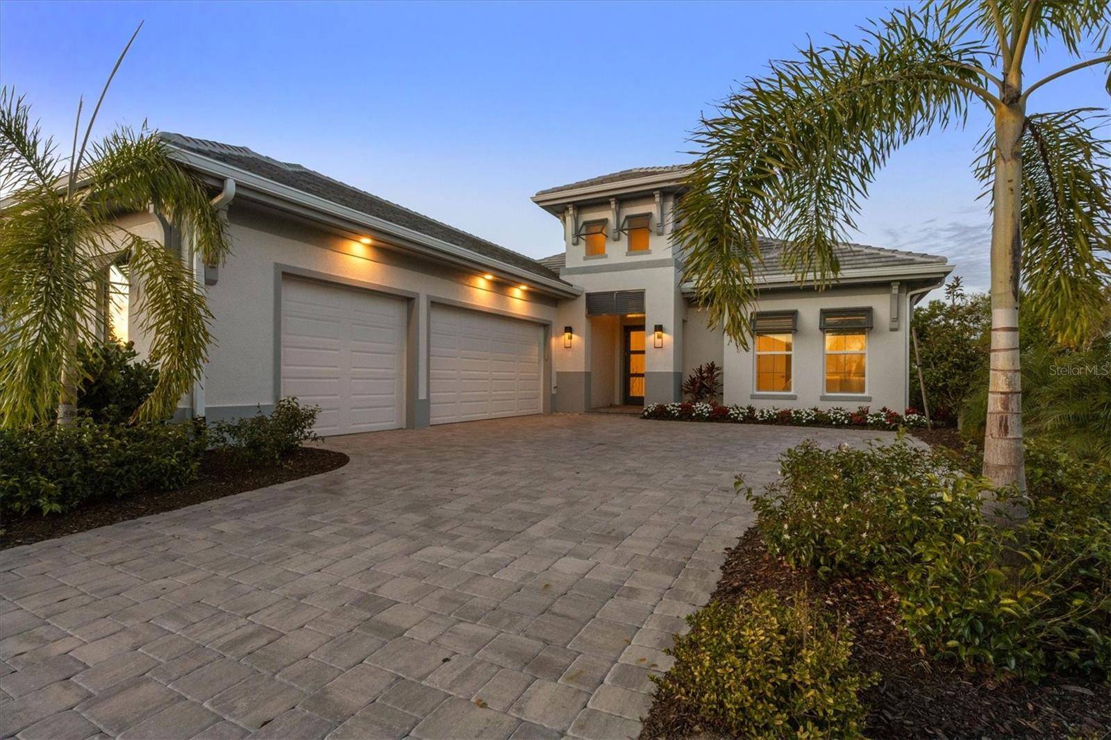 8352 SEA GLASS CT, Sarasota, FL 34240