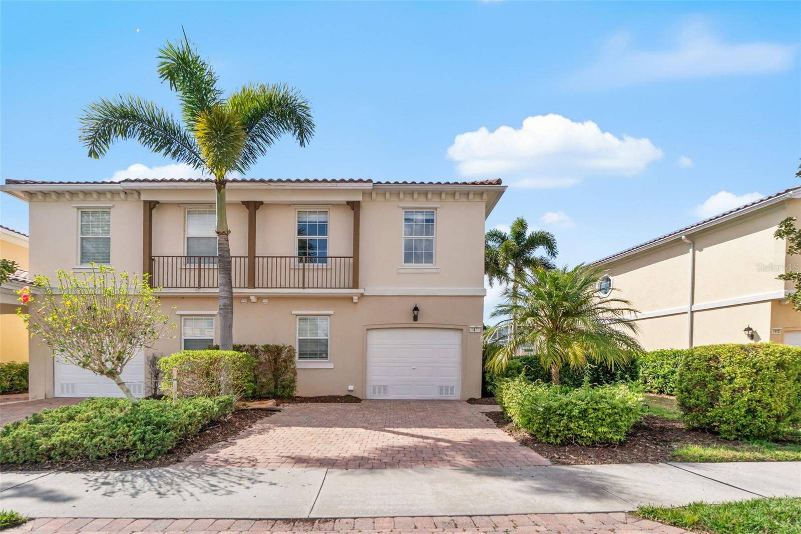 1418 BURGOS DR, Sarasota, FL 34238