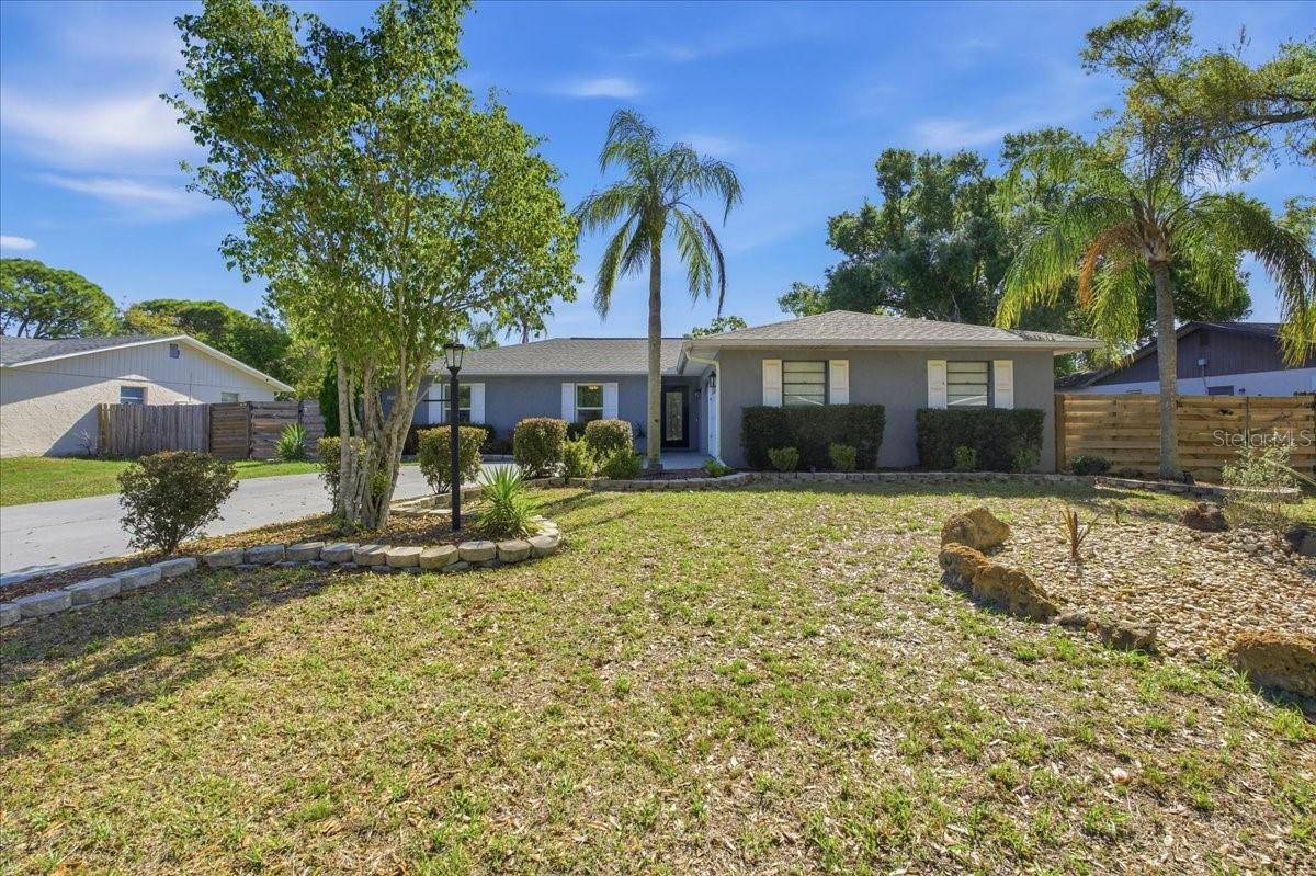 1467 GEORGETOWNE DR, Sarasota, FL 34232