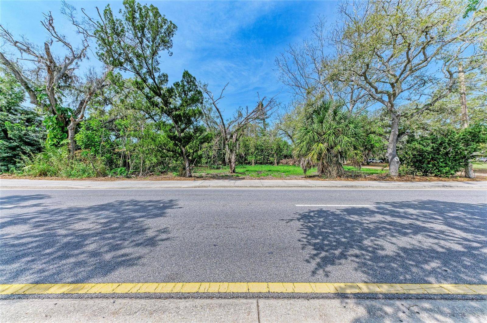 820 S BENEVA RD, Sarasota, FL 34232