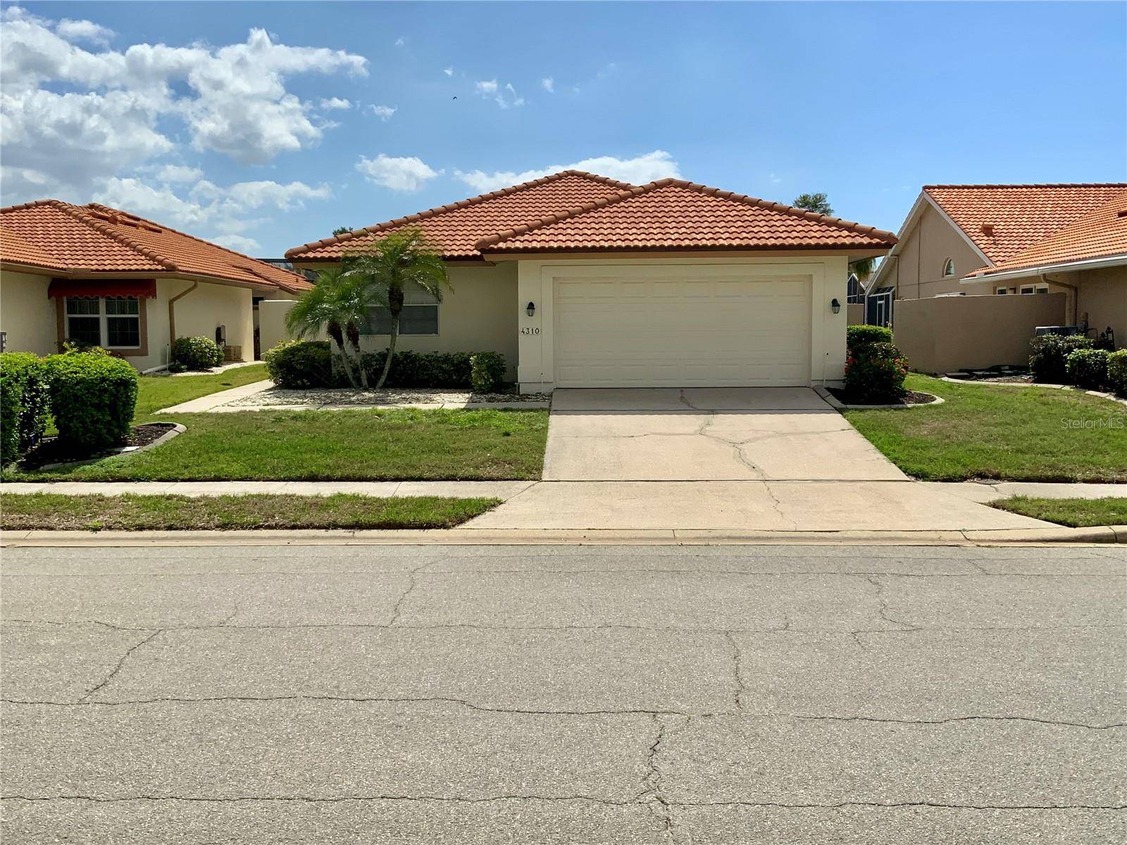 4310 MURFIELD DR E, Bradenton, FL 34203