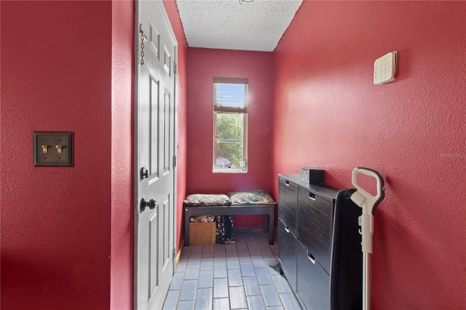 1143 MEYERS RD, Venice, FL 34292