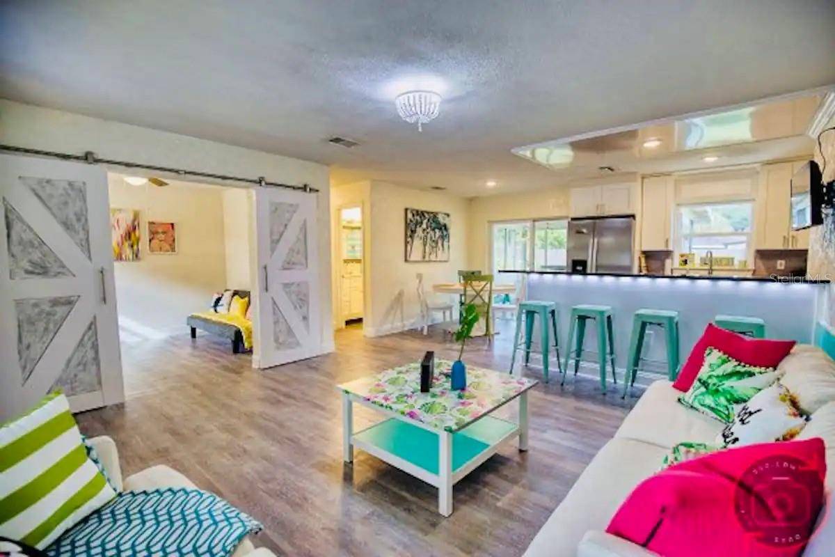 4929 BROOKMEADE DR, Sarasota, FL 34232