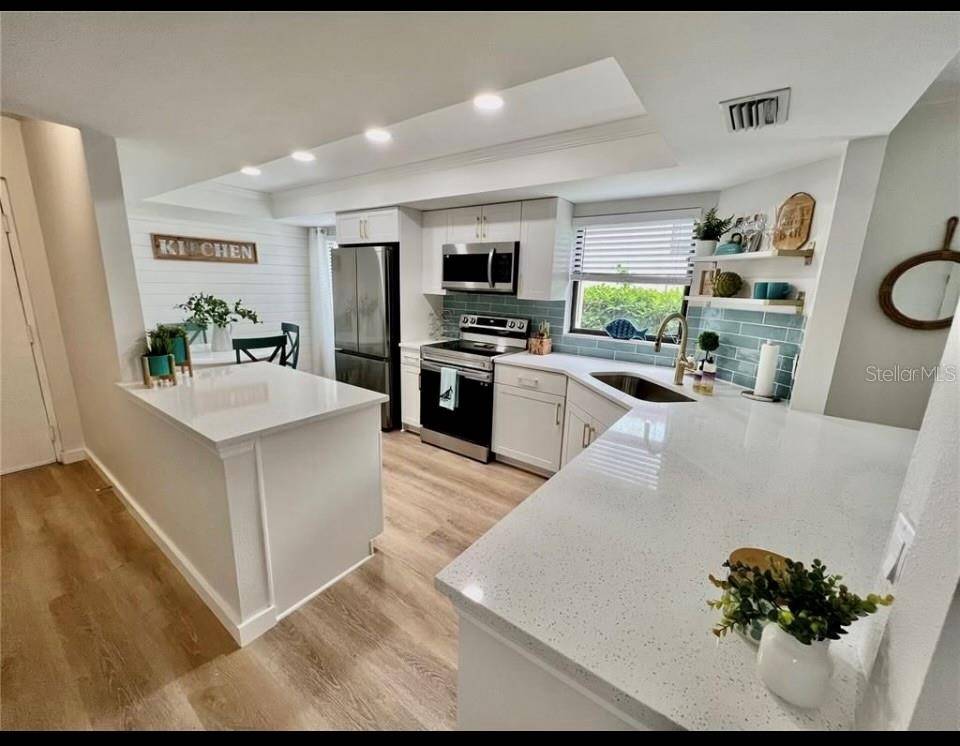 7203 CURTISS AVE #1A, Sarasota, FL 34231