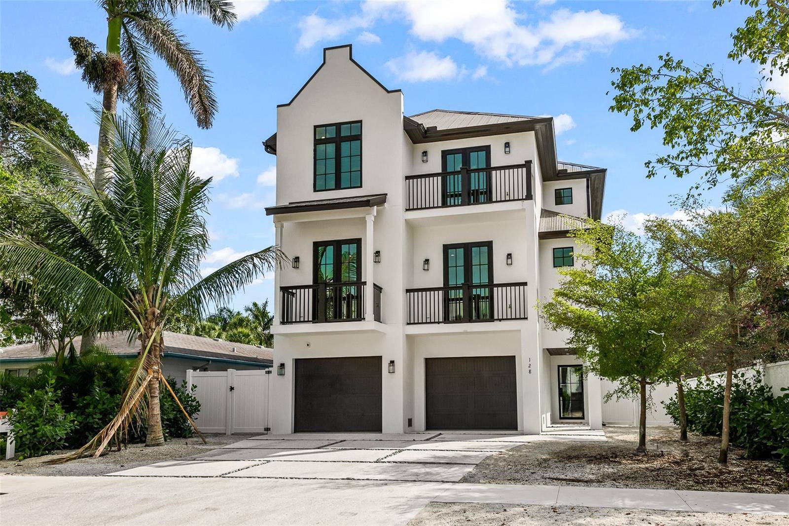 128 FILLMORE DR, Sarasota, FL 34236
