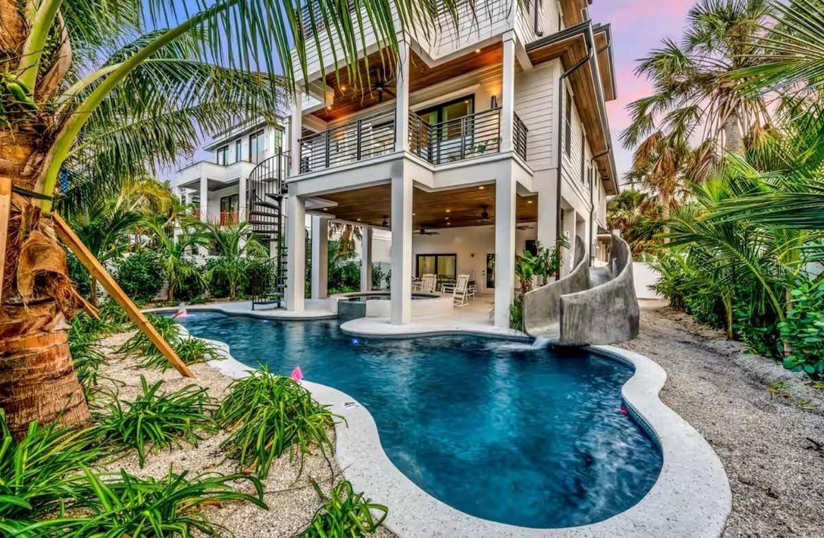 85 AVENIDA MESSINA, Sarasota, FL 34242