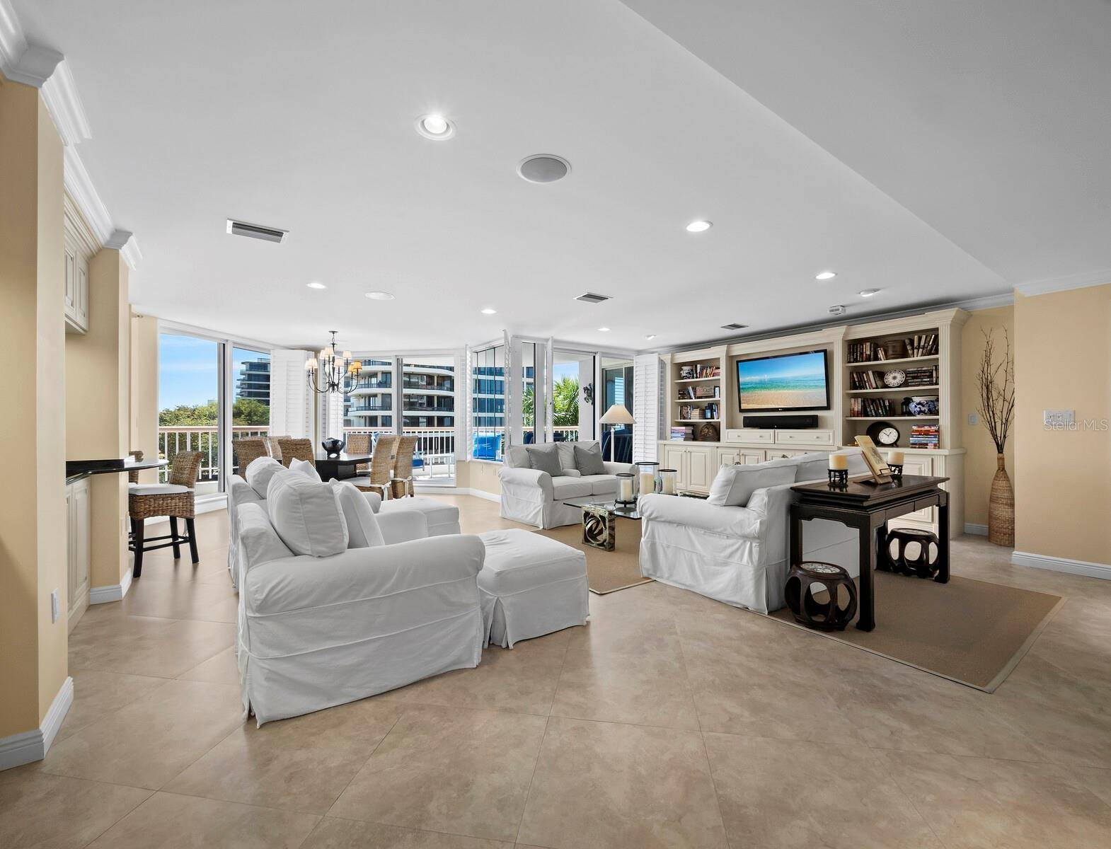 455 LONGBOAT CLUB RD #402, Longboat Key, FL 34228