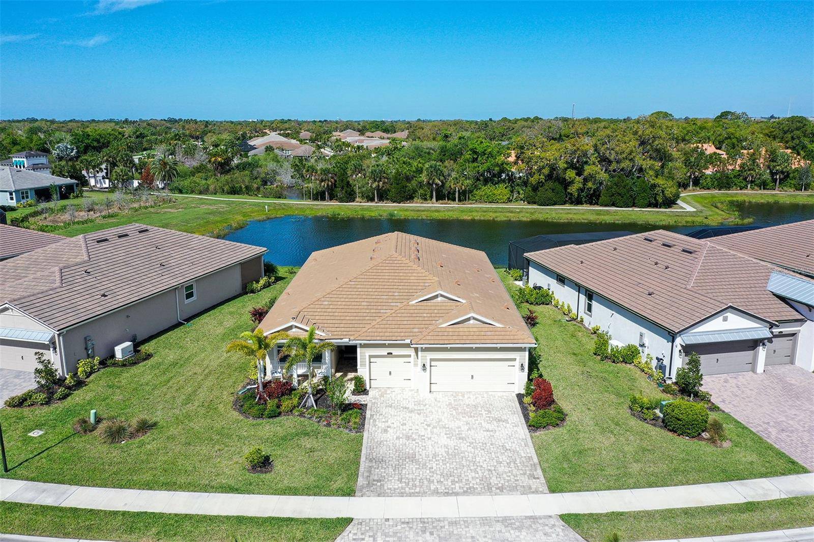 5521 BLUE WATER BLVD, Sarasota, FL 34238