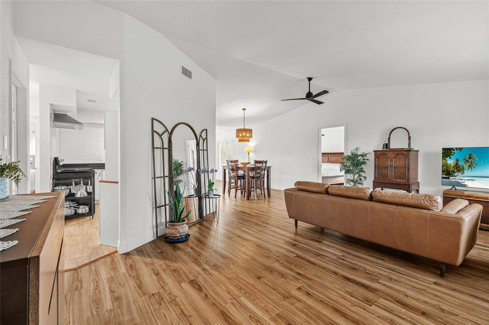 2600 PALMETTO ST, Nokomis, FL 34275