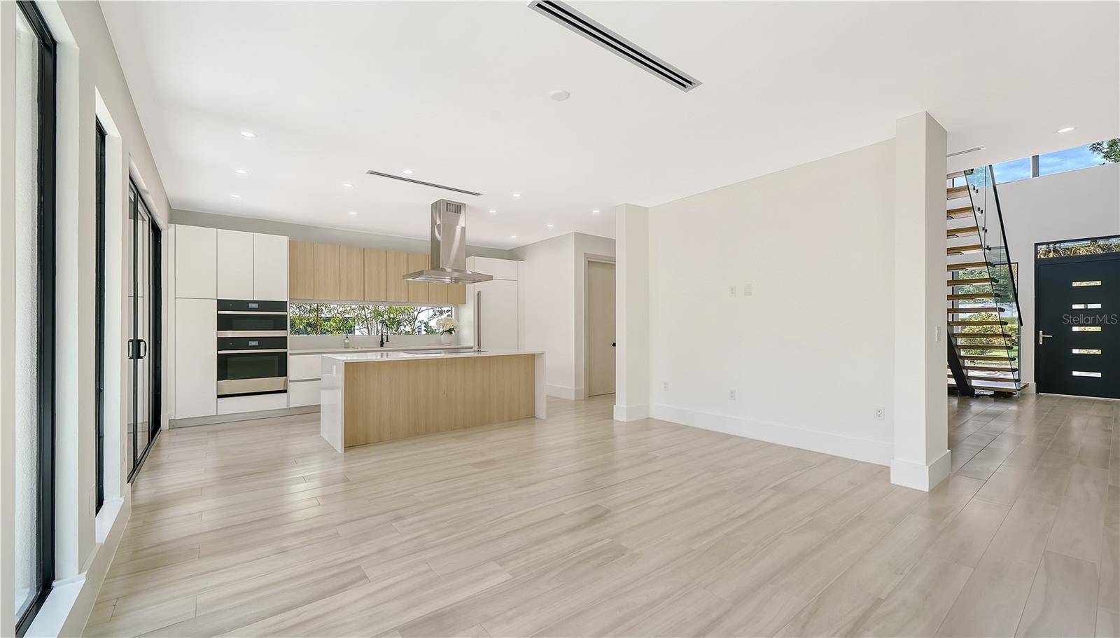 1734 WISCONSIN LN, Sarasota, FL 34239