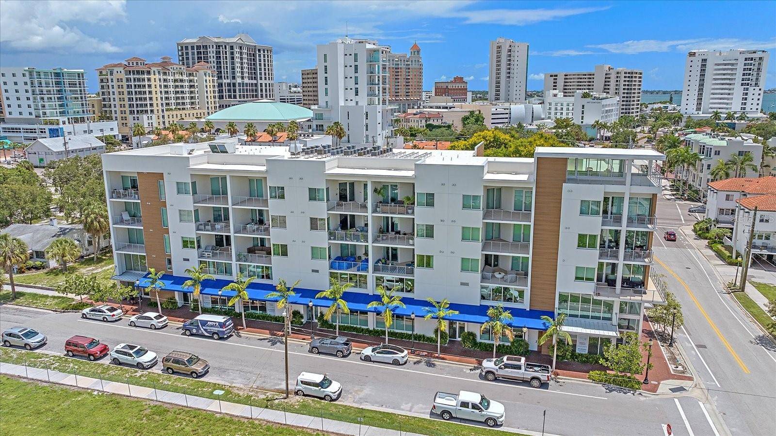 332 COCOANUT AVE #406, Sarasota, FL 34236