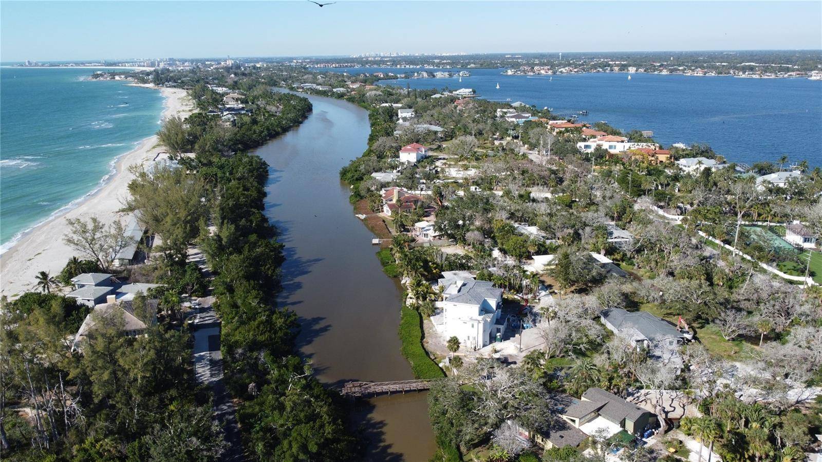 8534 HERON LAGOON CIR, Sarasota, FL 34242