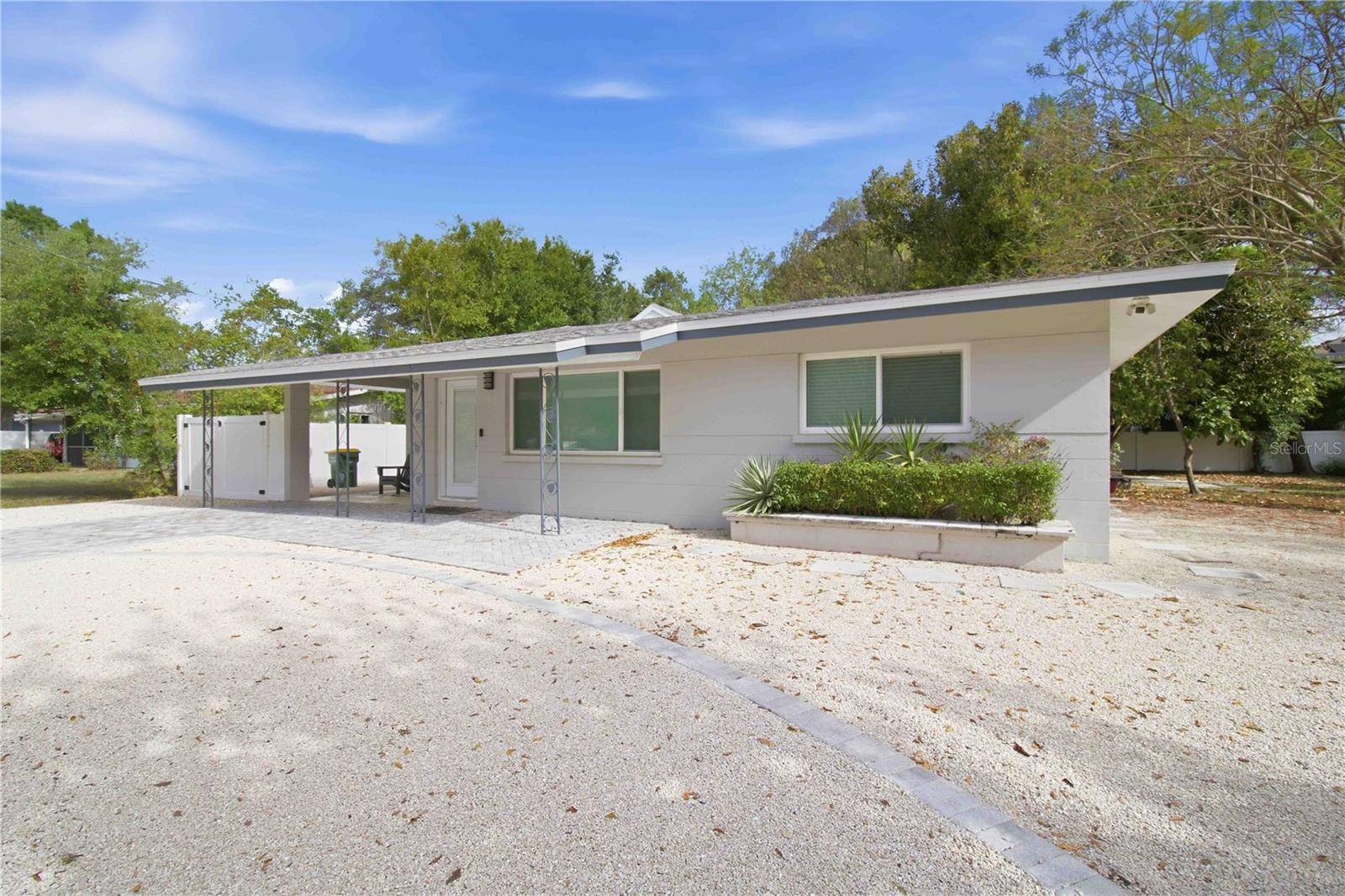 2545 BROWNING ST, Sarasota, FL 34237