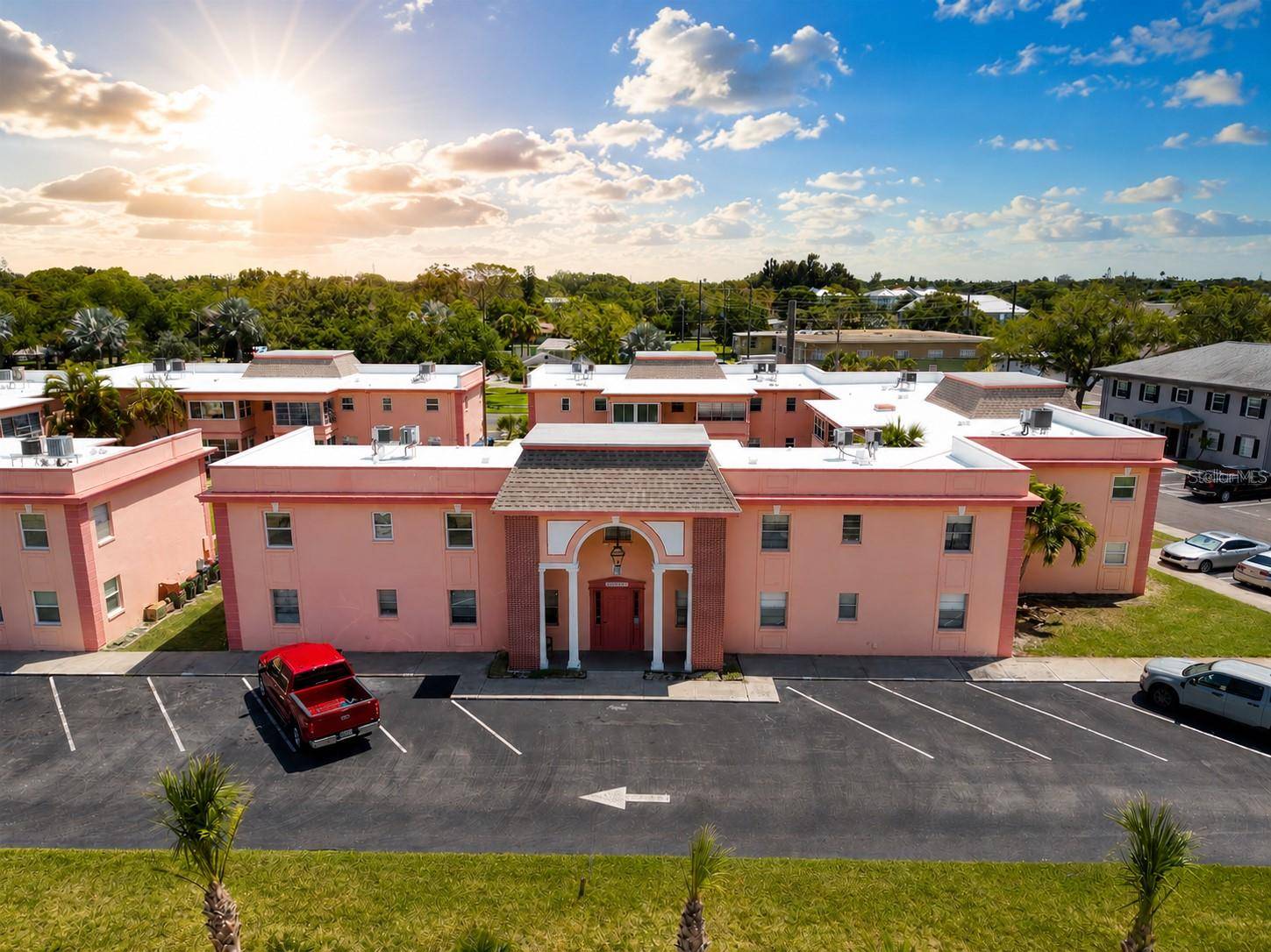 7001 PLACE DE LA PAIX #2A, South Pasadena, FL 33707