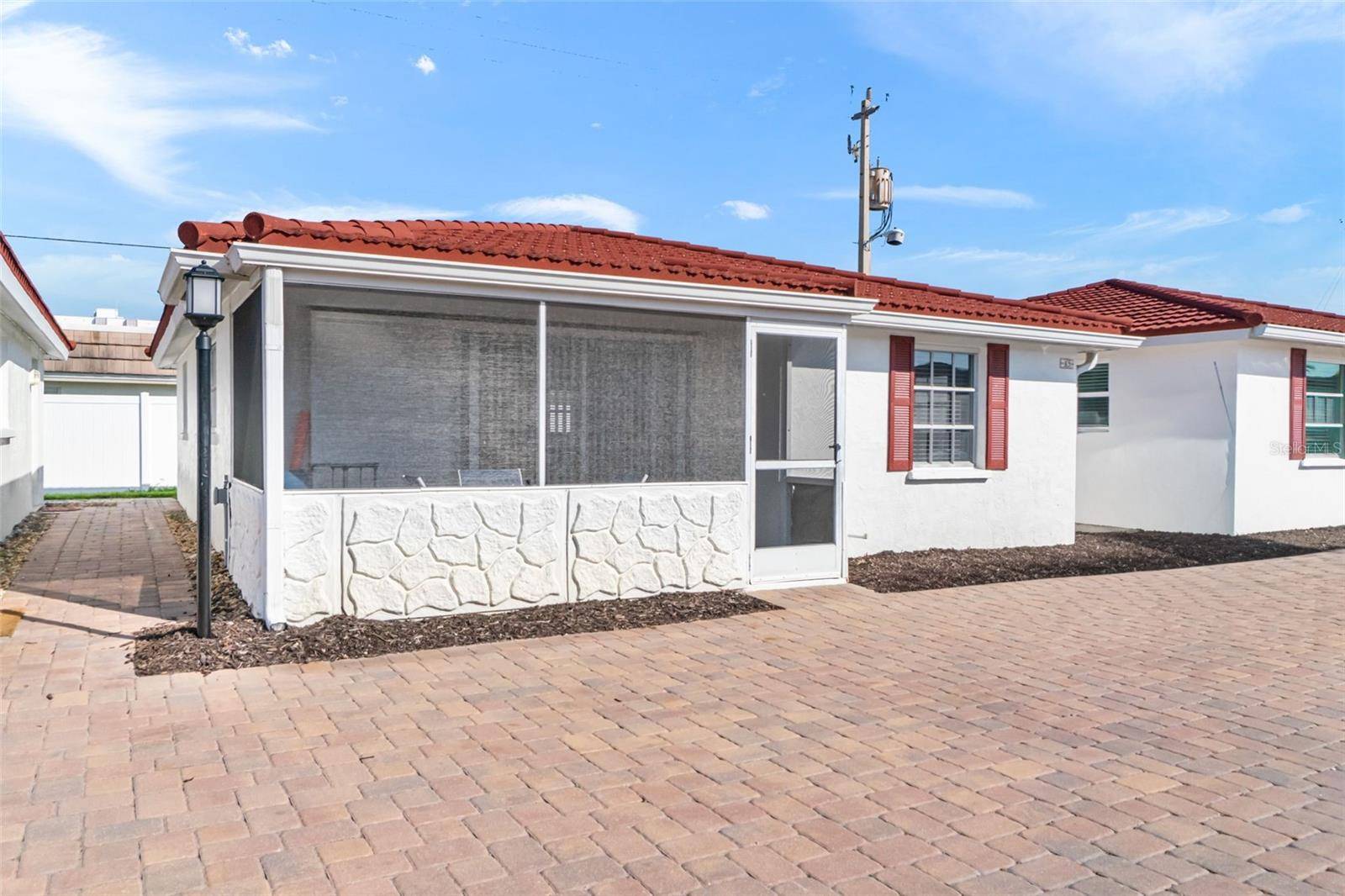 6154 MIDNIGHT PASS RD #A-05, Sarasota, FL 34242