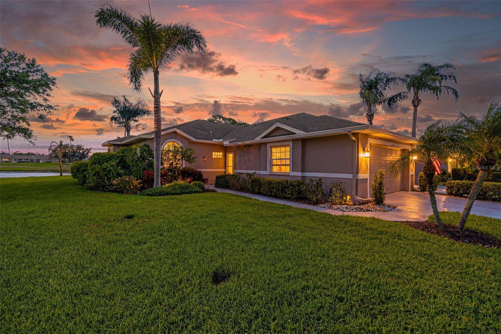 5300 MAHOGANY RUN AVE, Sarasota, FL 34241