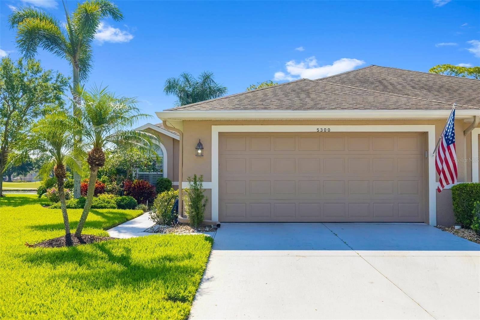 5300 MAHOGANY RUN AVE, Sarasota, FL 34241
