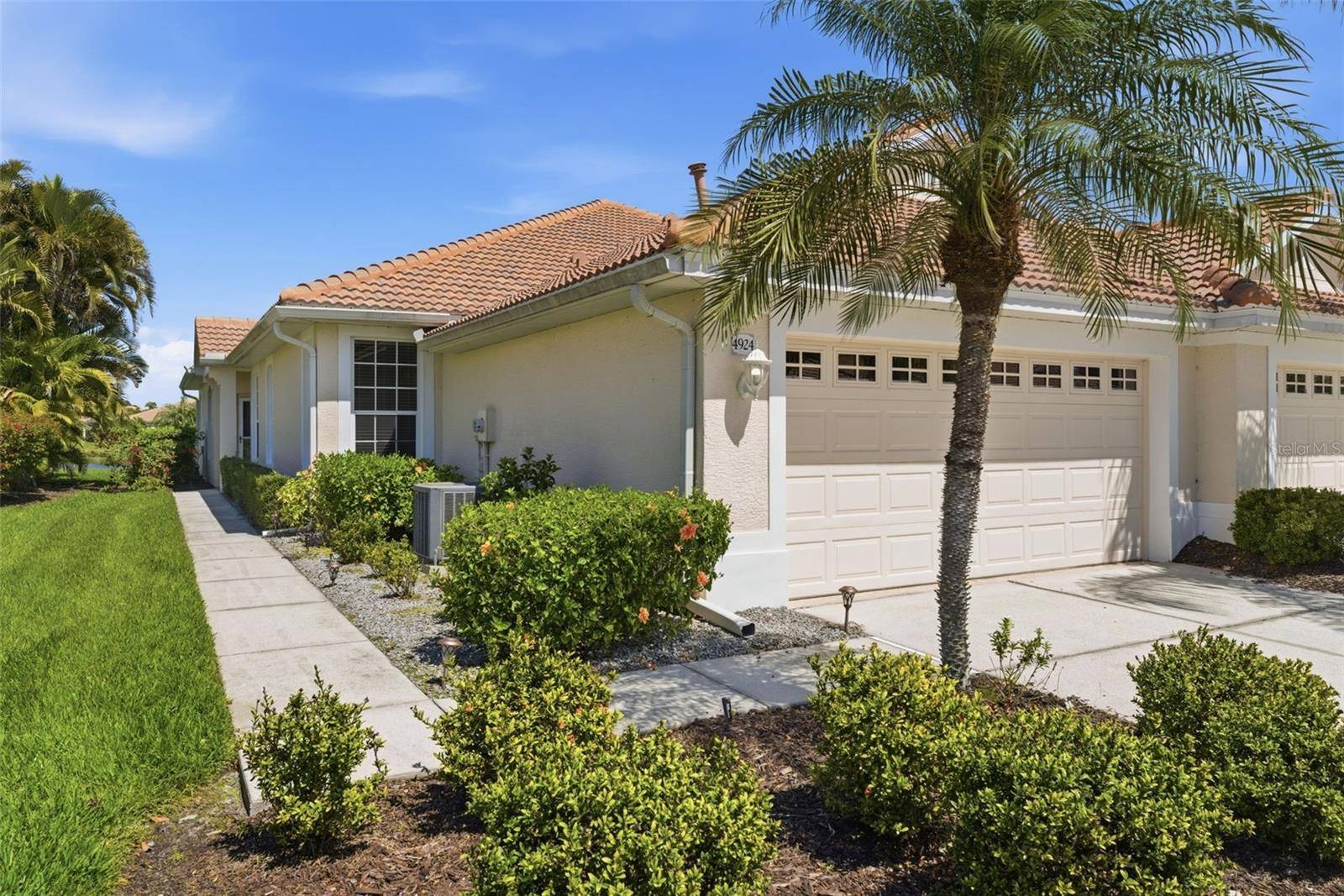 4924 WHISPERING OAKS DR, North Port, FL 34287