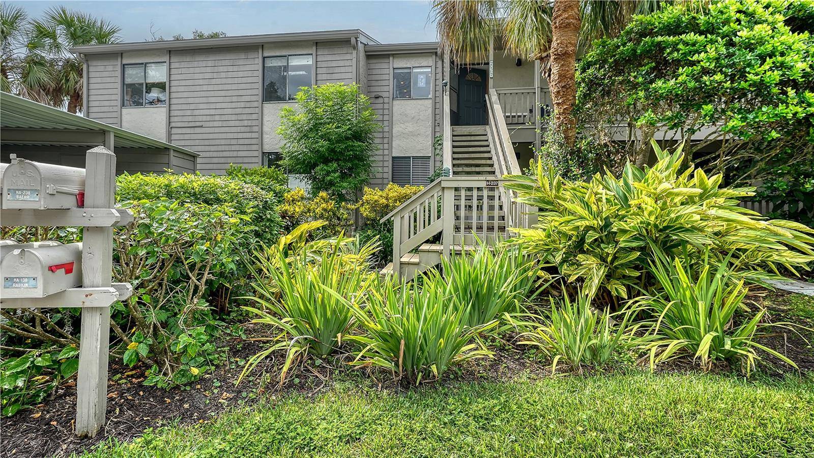 1611 CLOWER CREEK DR #HA237, Sarasota, FL 34231