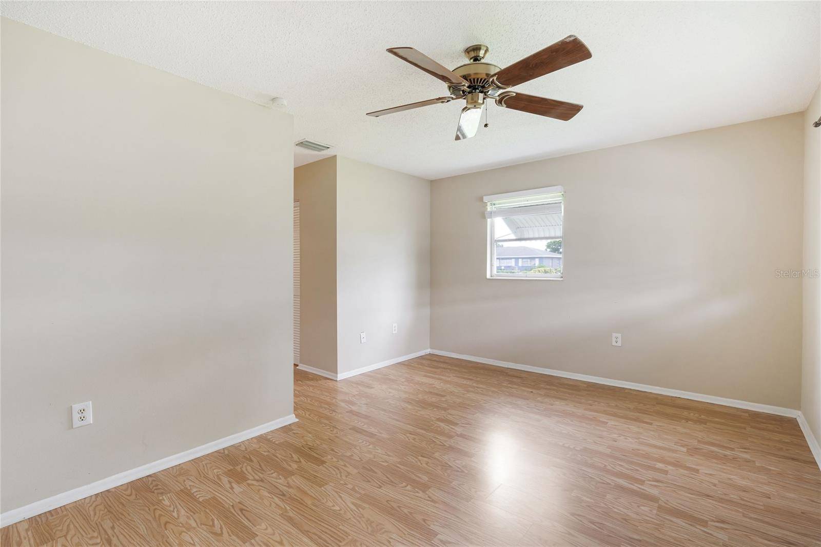 5972 HIBISCUS DR #207, Bradenton, FL 34207
