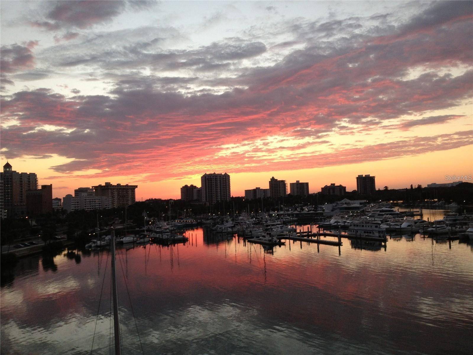 650 GOLDEN GATE PT #602, Sarasota, FL 34236