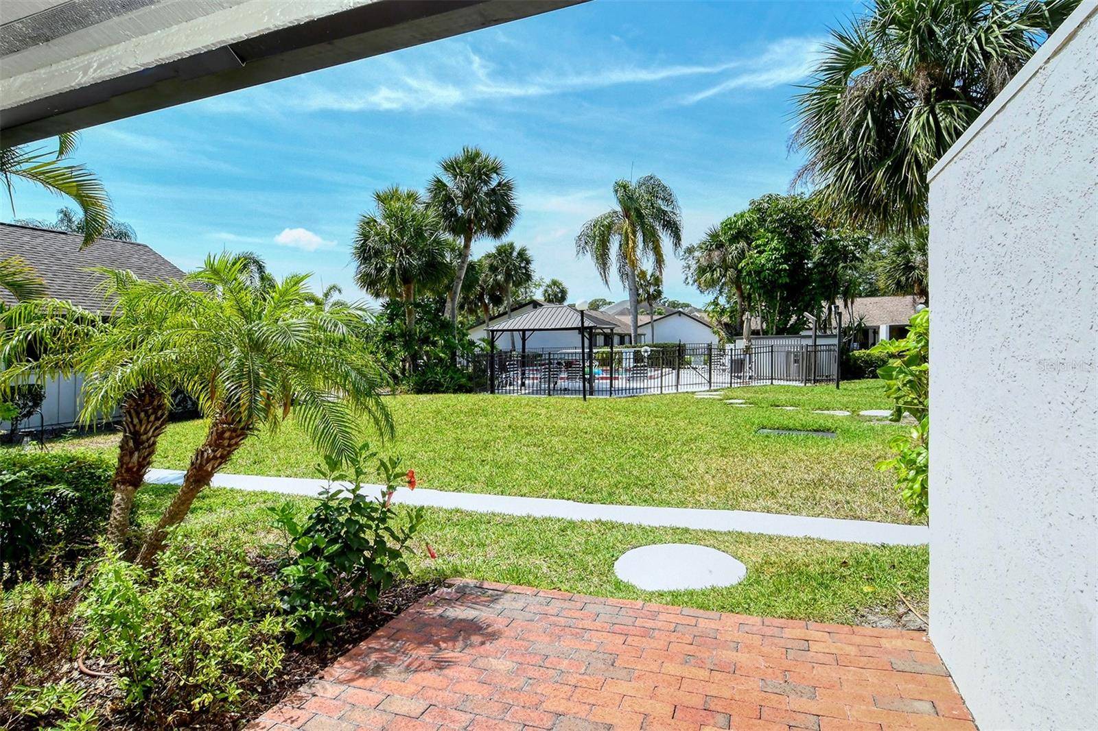 3545 LONGMEADOW #23, Sarasota, FL 34235