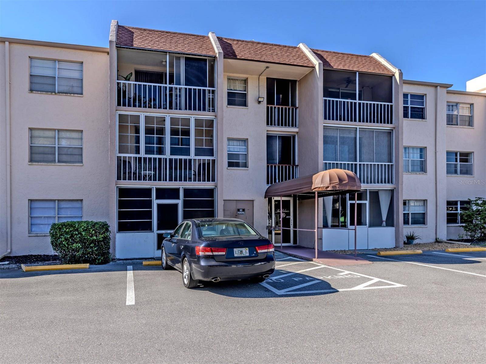 519 ALBEE FARM RD #201, Venice, FL 34285
