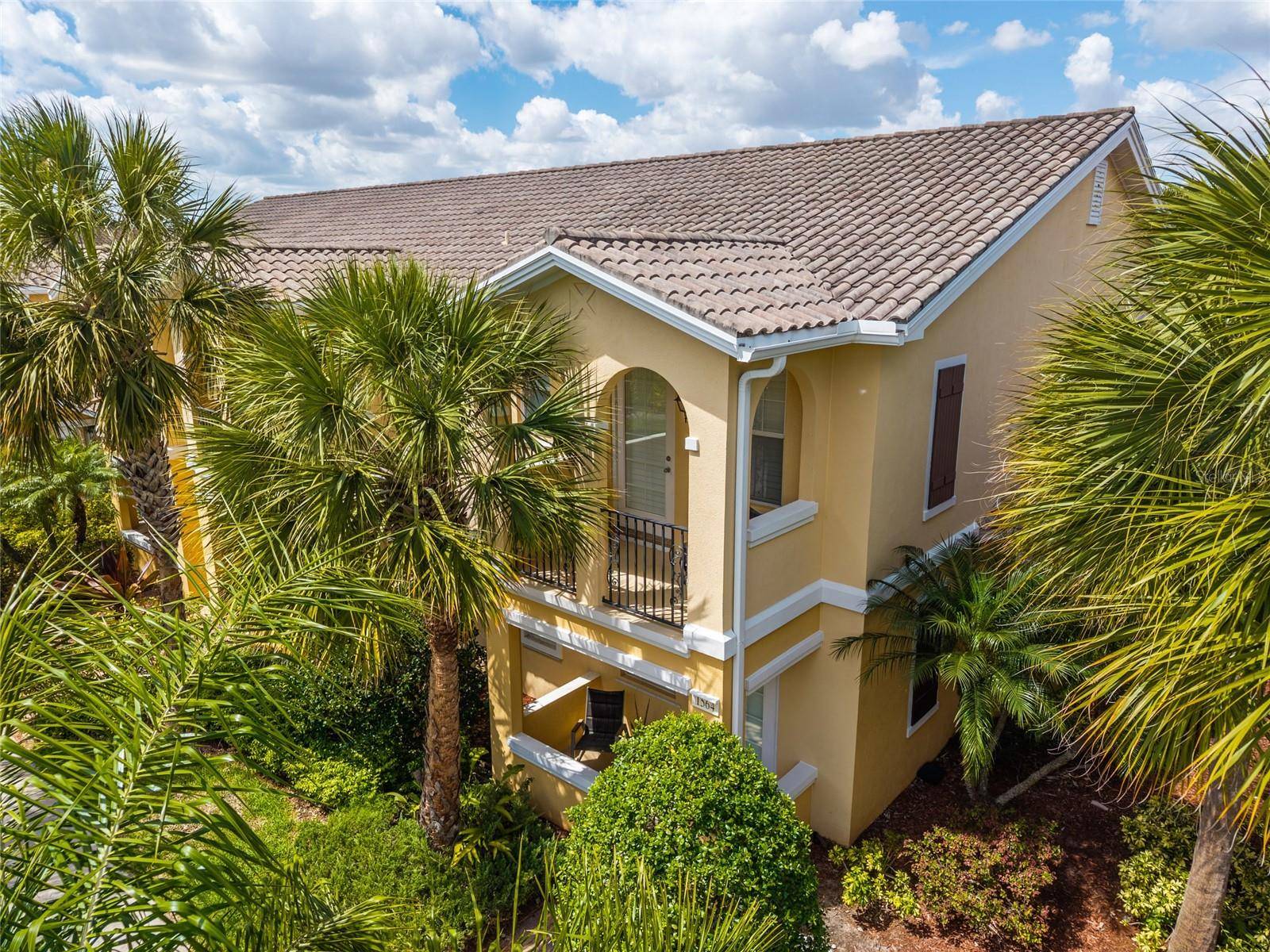 1564 NAPOLI DR W, Sarasota, FL 34232