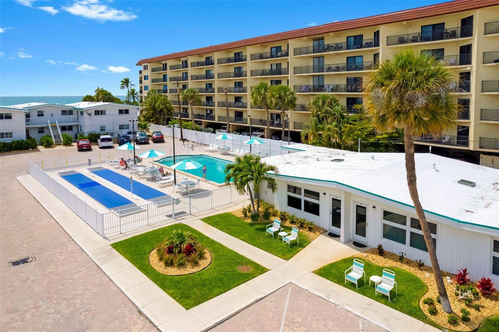 6334 MIDNIGHT PASS RD #41, Sarasota, FL 34242