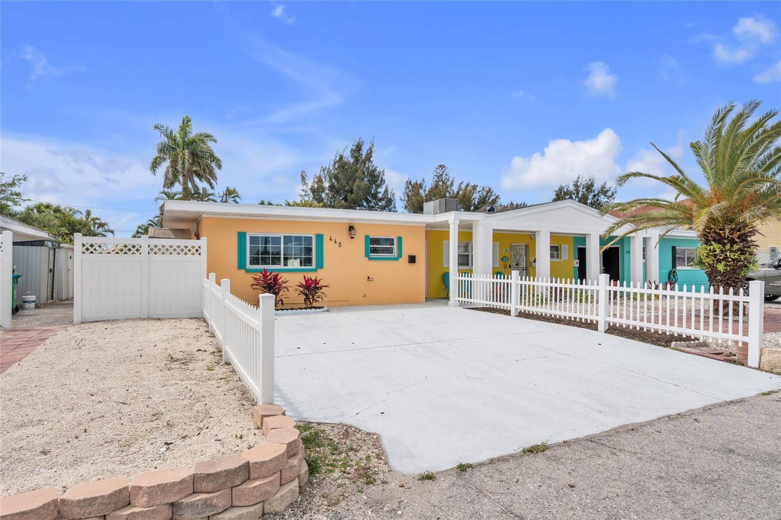 445 63RD ST, Holmes Beach, FL 34217