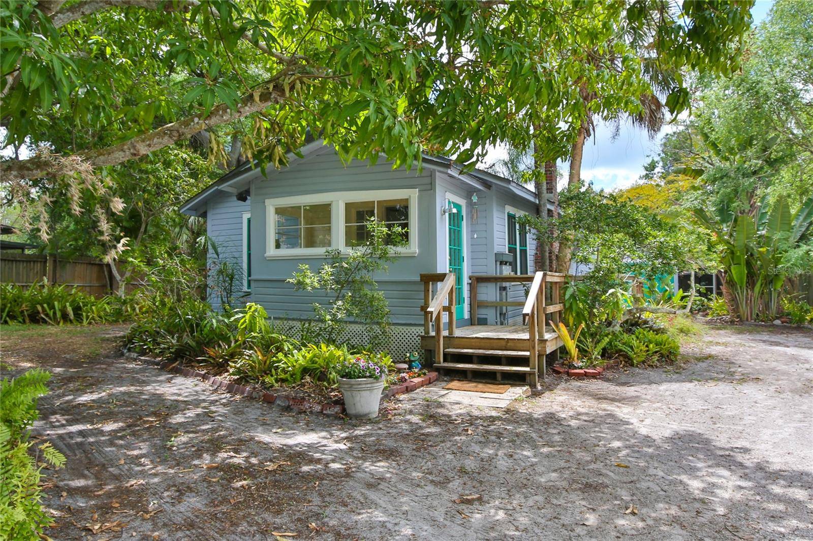 708 42ND ST, Sarasota, FL 34234