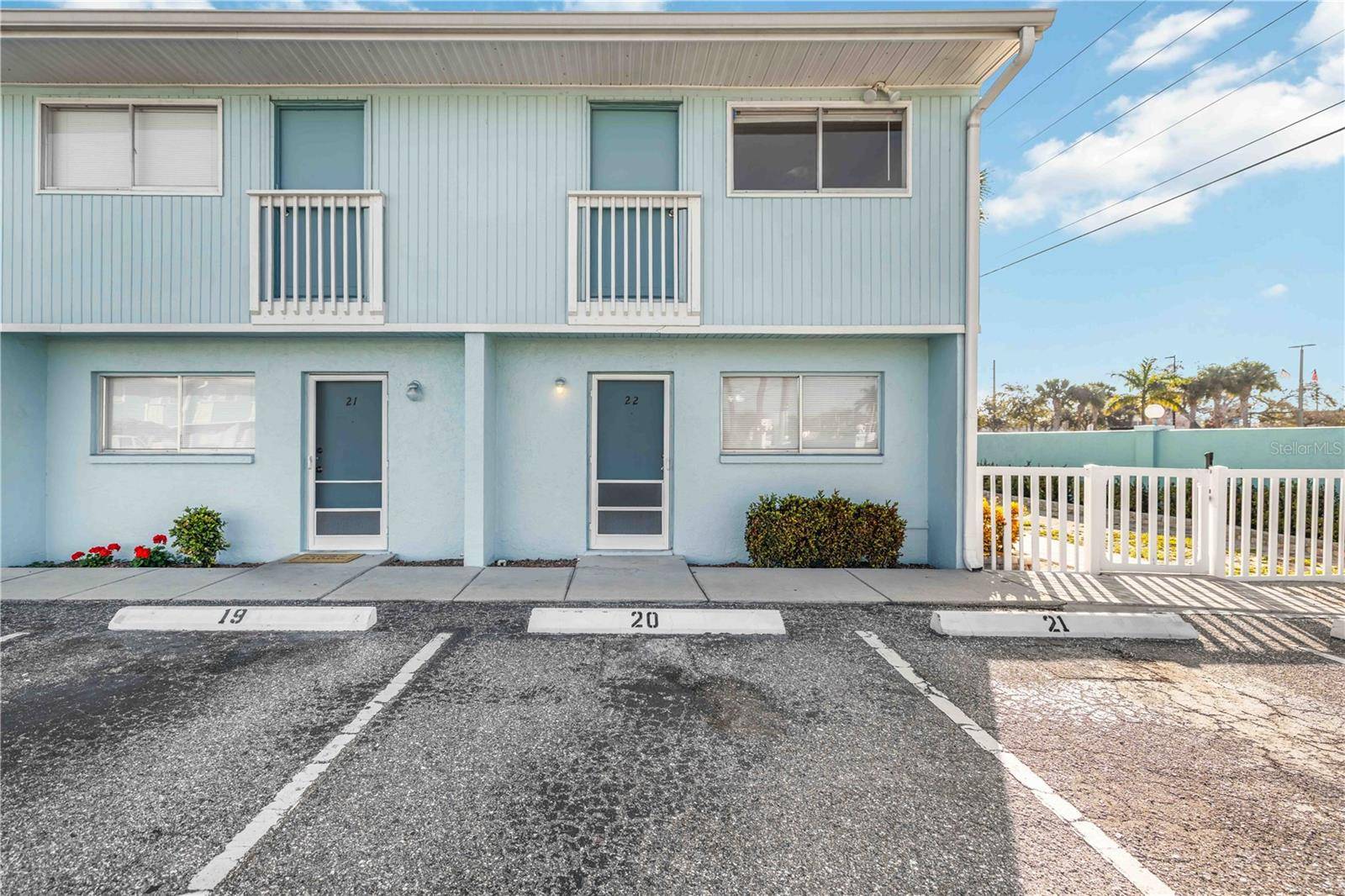 3569 BEE RIDGE, Sarasota, FL 34239