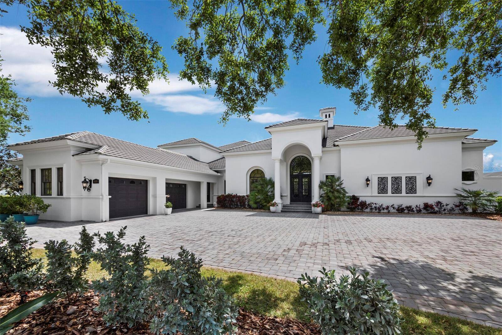 3129 FOUNDERS CLUB DR, Sarasota, FL 34240