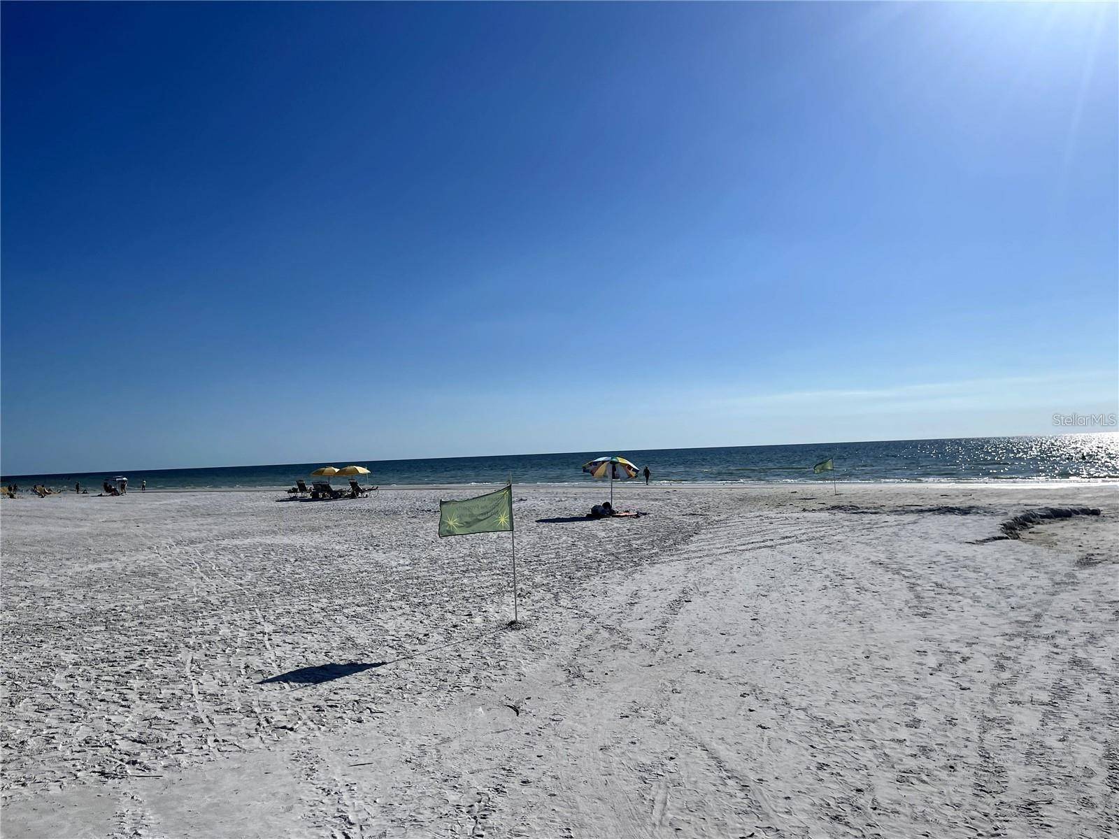 1675 BLAKEMORE LN, Sarasota, FL 34231