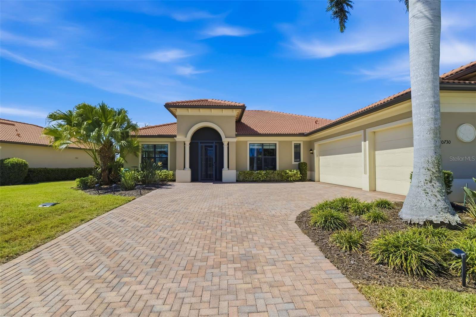 10730 IRONBRIDGE DR, Venice, FL 34293