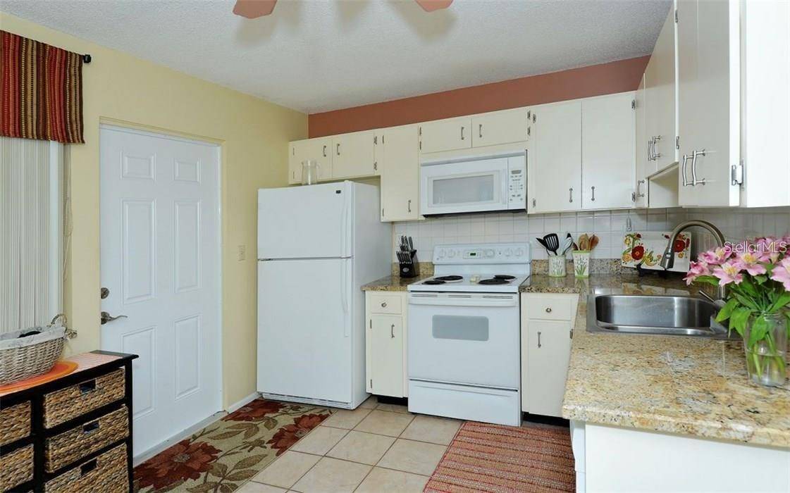 2946 CLARK RD #2946, Sarasota, FL 34231